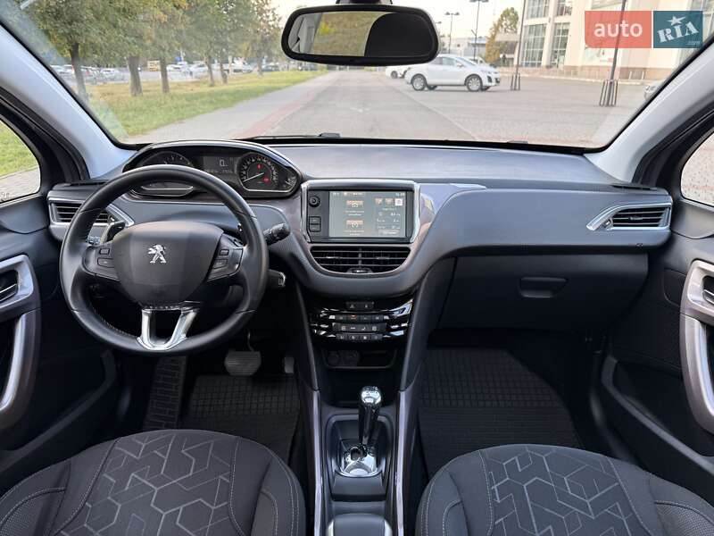 Peugeot 2008 2015