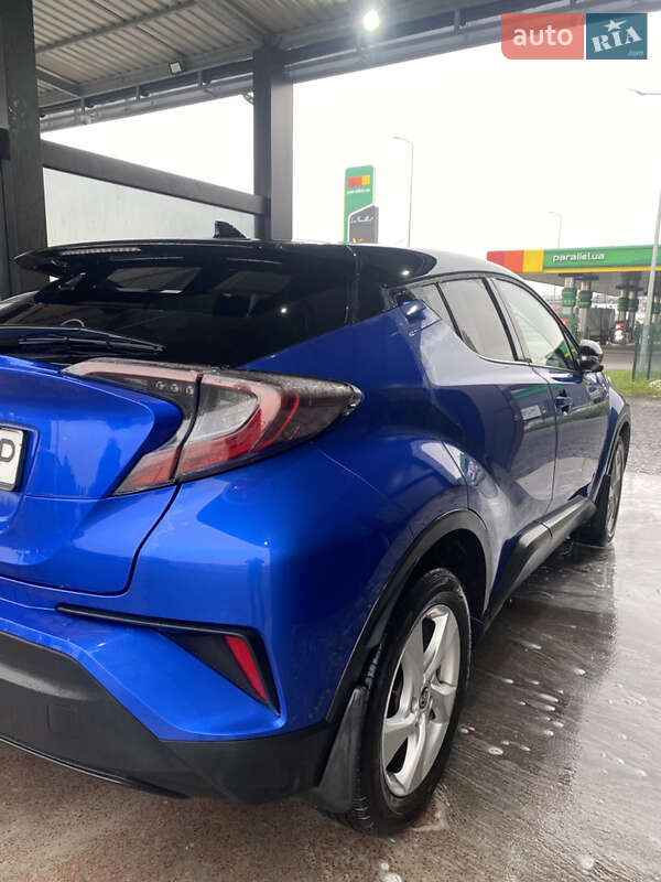 Toyota C-HR 2019