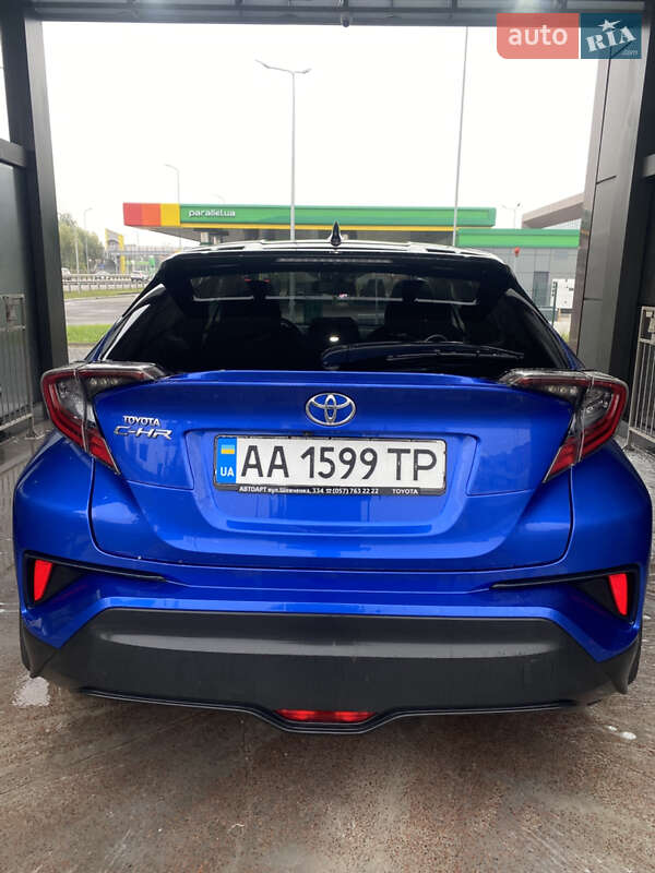 Toyota C-HR 2019