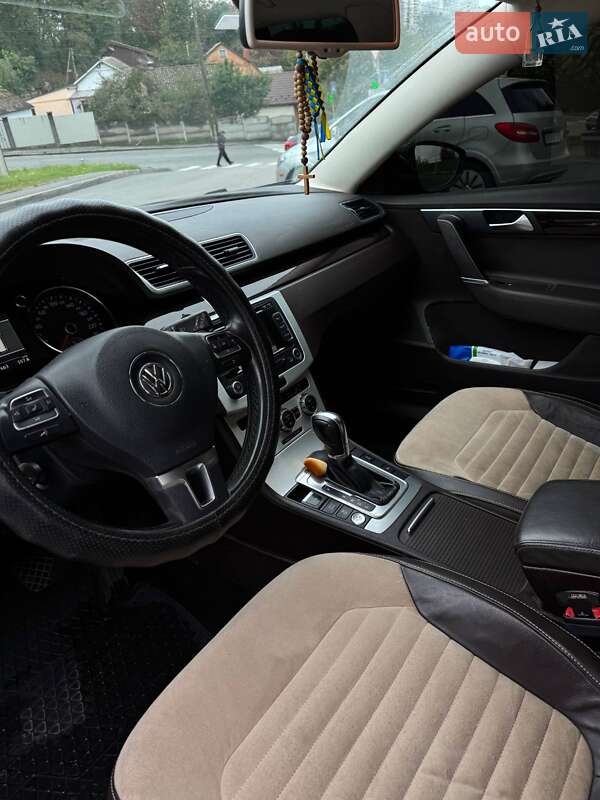 Volkswagen Passat 2012