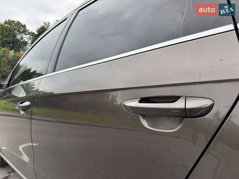 Volkswagen Passat 2012