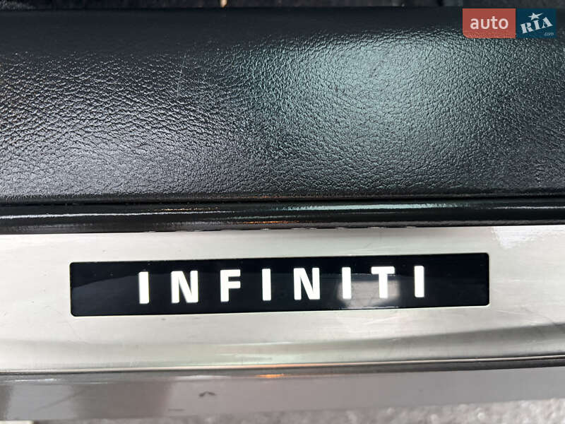 Infiniti-9