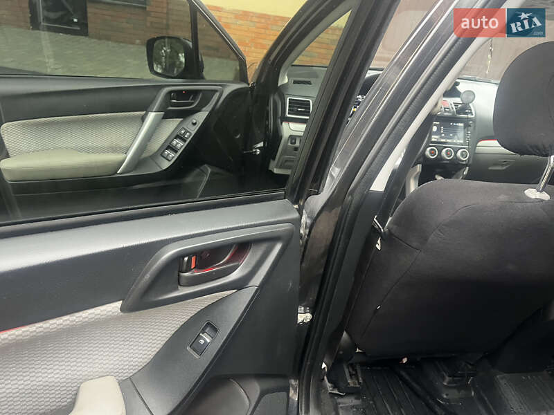 Subaru Forester 2016