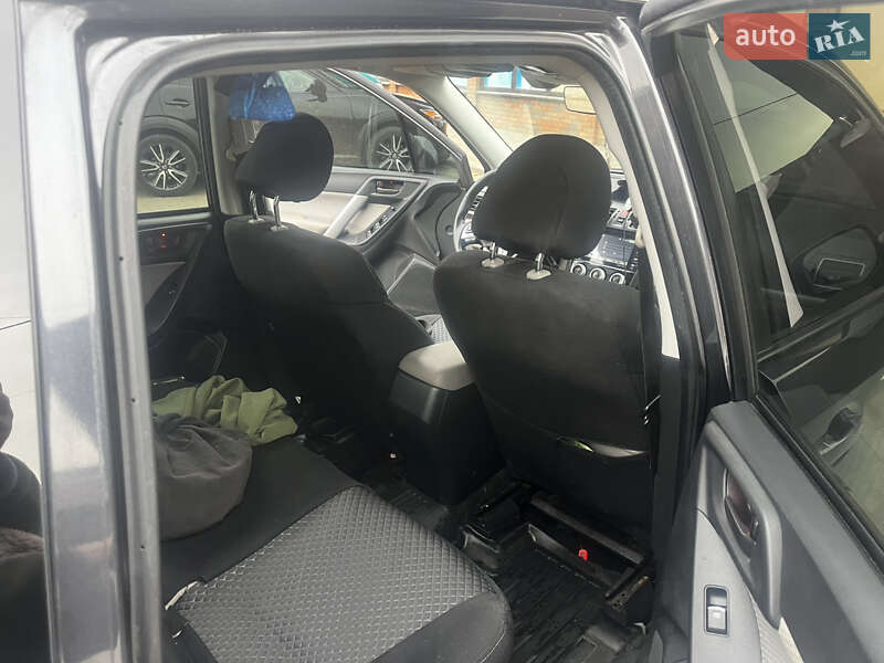 Subaru Forester 2016