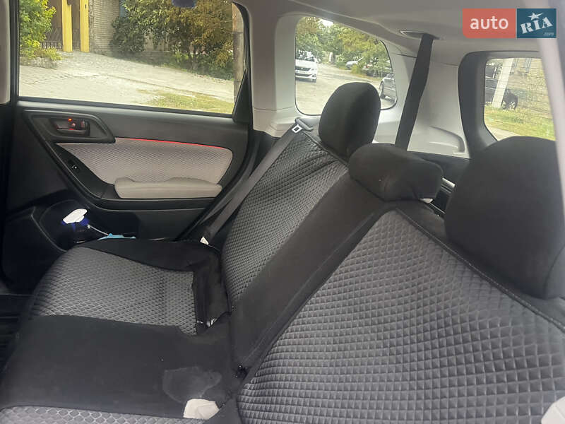 Subaru Forester 2016