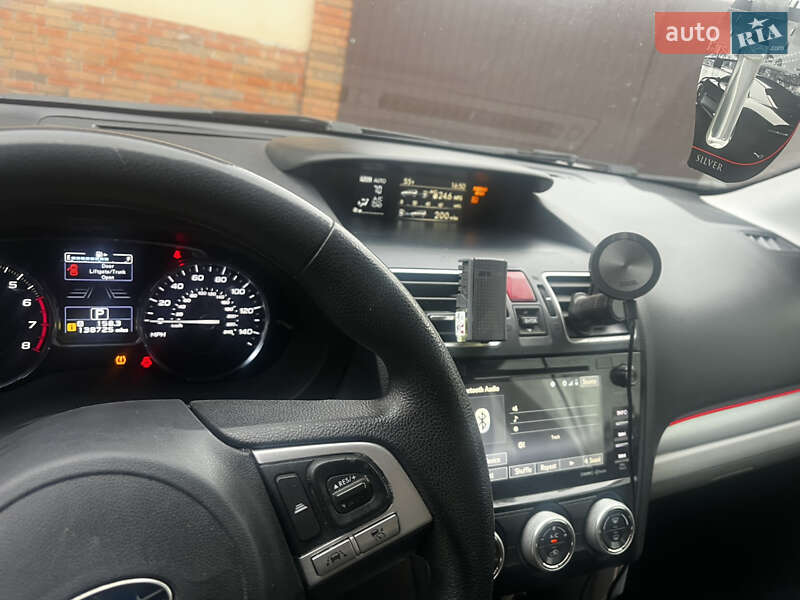 Subaru Forester 2016