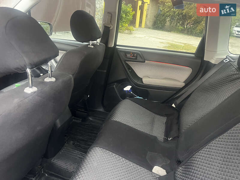 Subaru Forester 2016