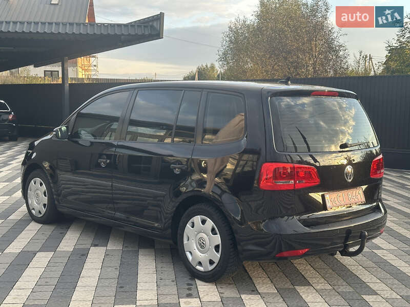 Volkswagen Touran 2014