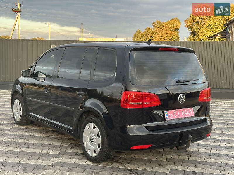 Volkswagen Touran 2014