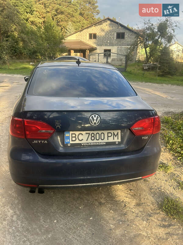 Volkswagen Jetta 2011