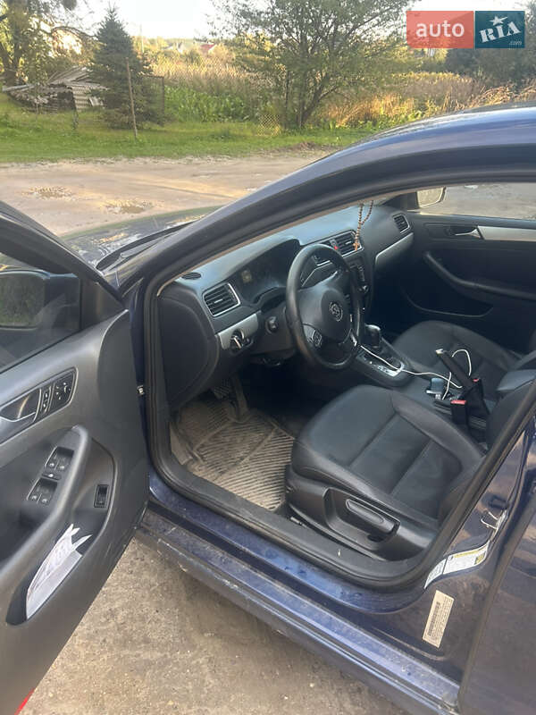 Volkswagen Jetta 2011