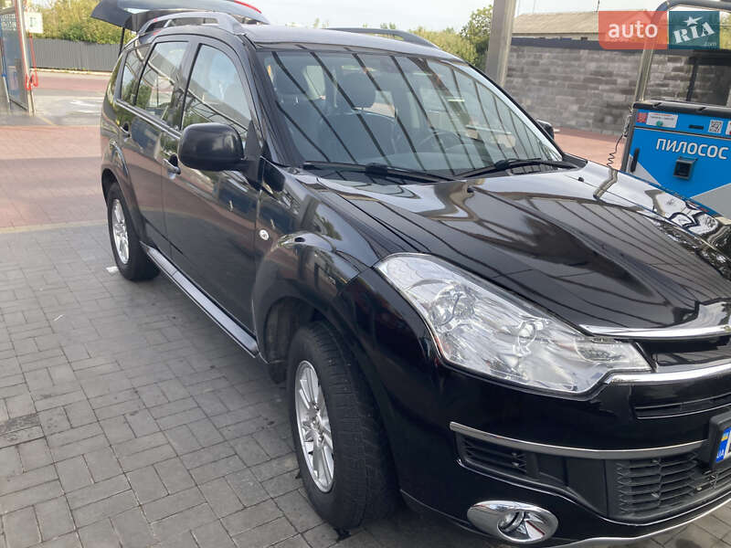 Citroen C-Crosser 2012