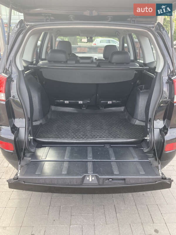 Citroen C-Crosser 2012