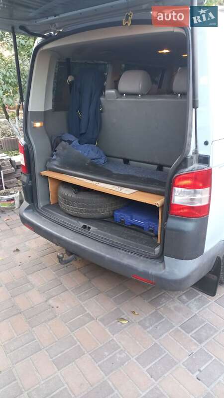 Volkswagen Caravelle 2008