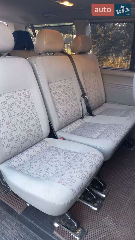 Volkswagen Caravelle 2008