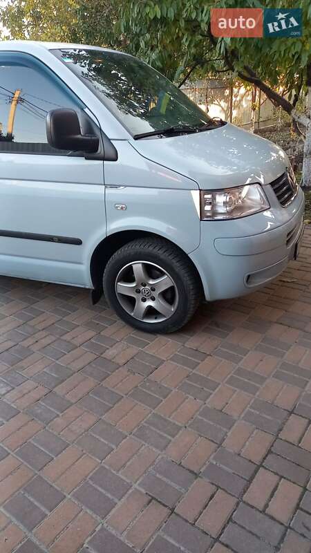 Volkswagen Caravelle 2008