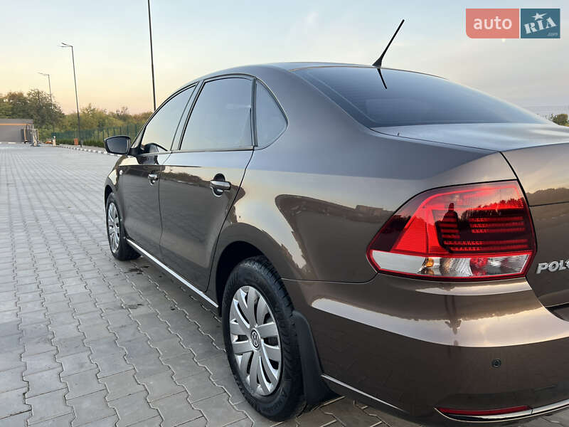 Volkswagen Polo 2016