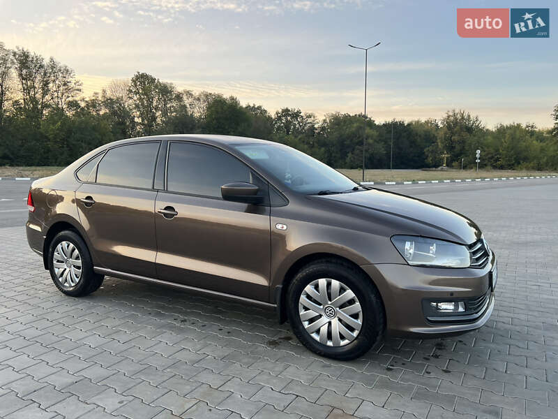 Volkswagen Polo 2016