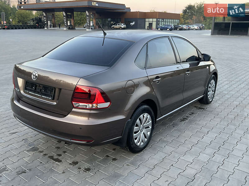 Volkswagen Polo 2016