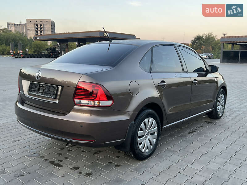 Volkswagen Polo 2016