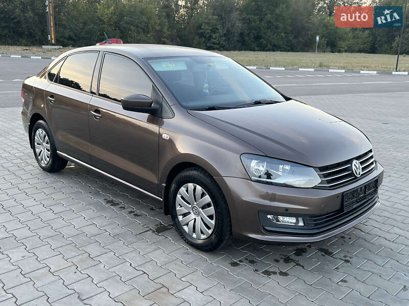 Volkswagen Polo 2016