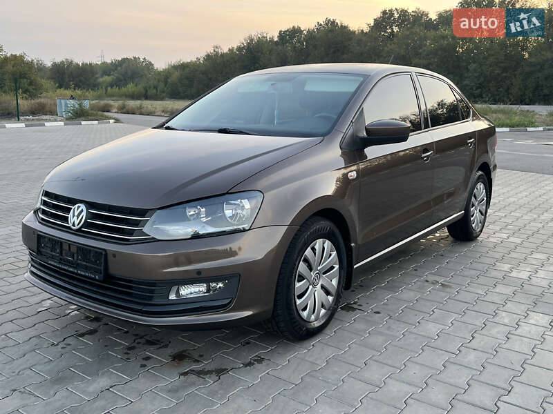 Volkswagen Polo 2016