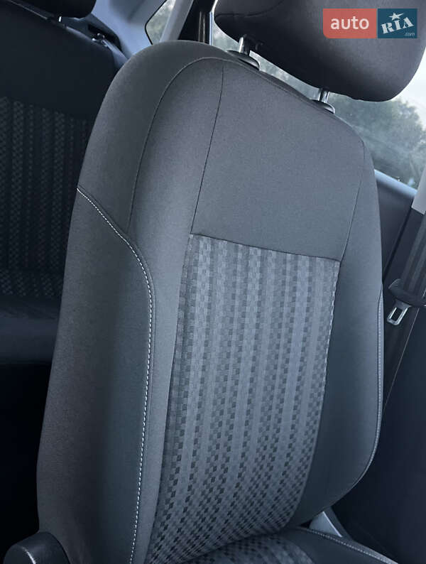 Volkswagen Polo 2016