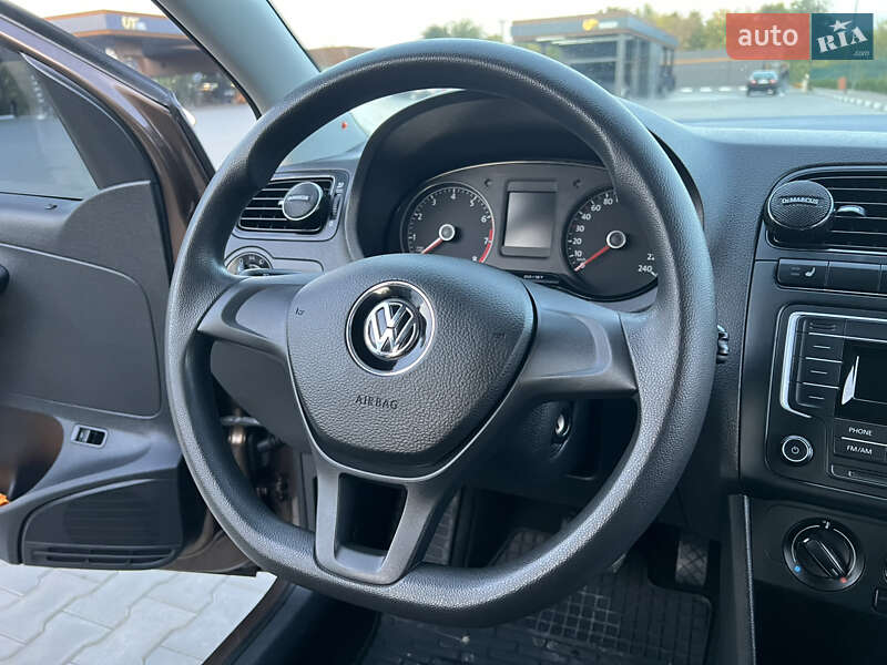 Volkswagen Polo 2016
