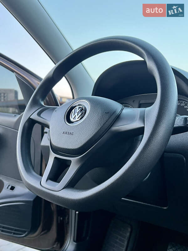 Volkswagen Polo 2016