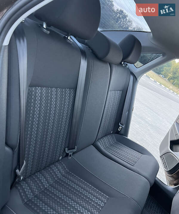 Volkswagen Polo 2016