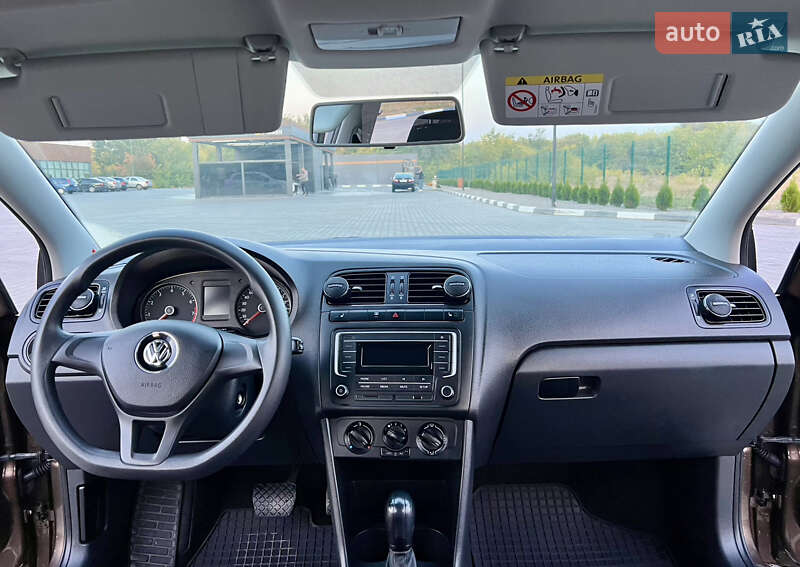 Volkswagen Polo 2016