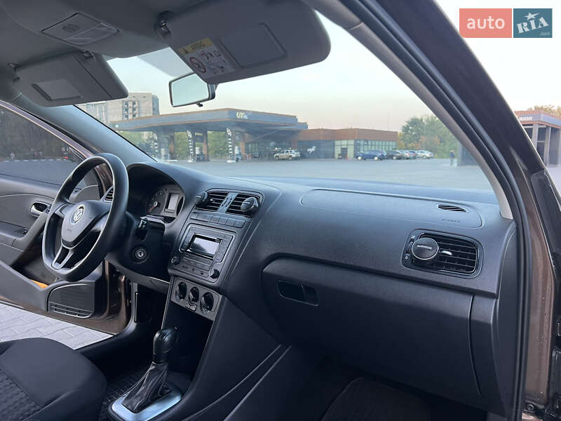 Volkswagen Polo 2016