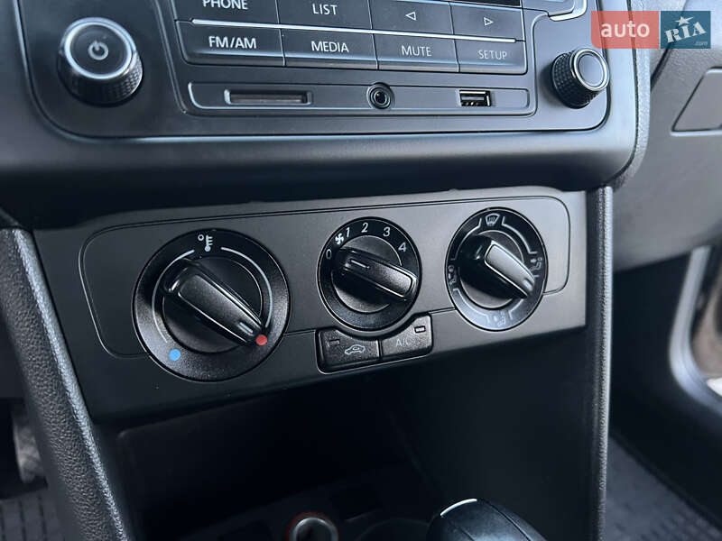 Volkswagen Polo 2016