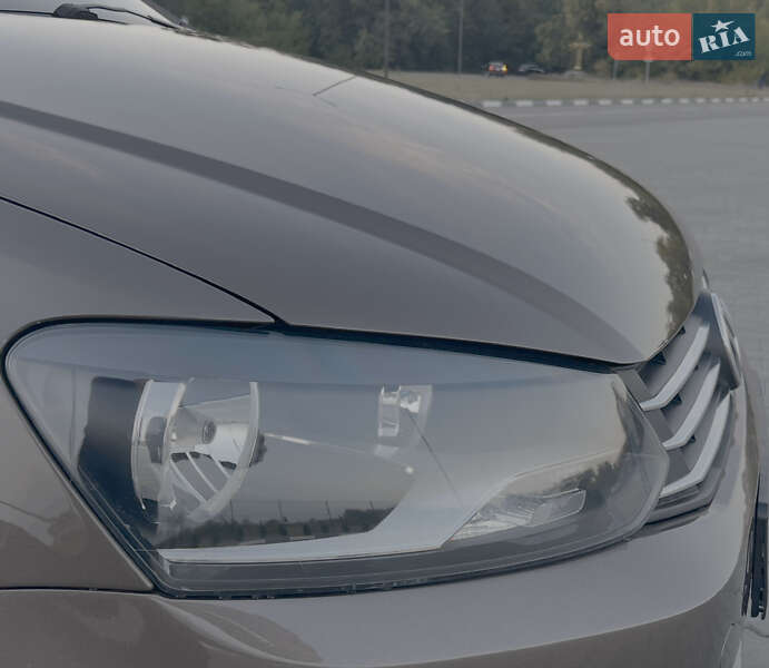 Volkswagen Polo 2016