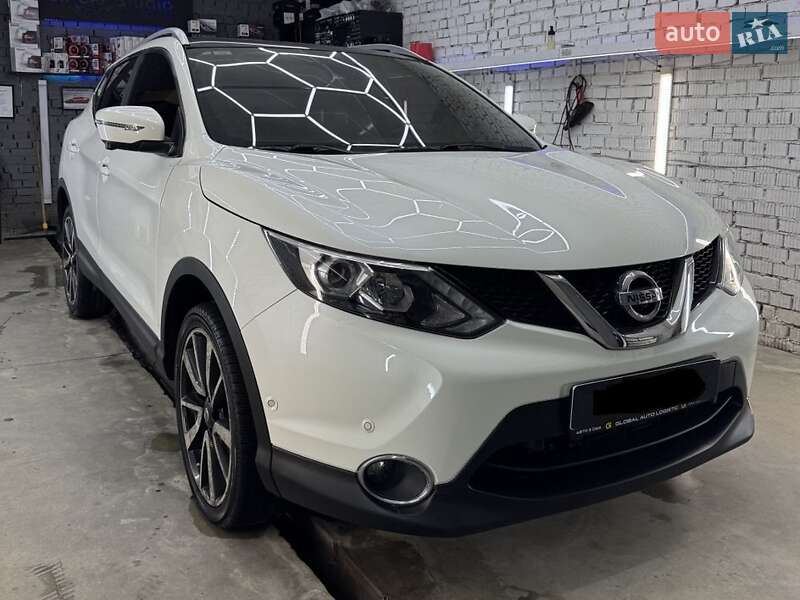 Nissan Qashqai 2015