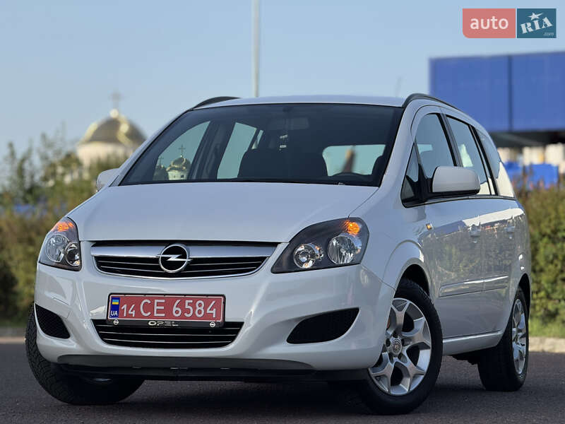 Opel Zafira 2013 Opel Zafira 2013