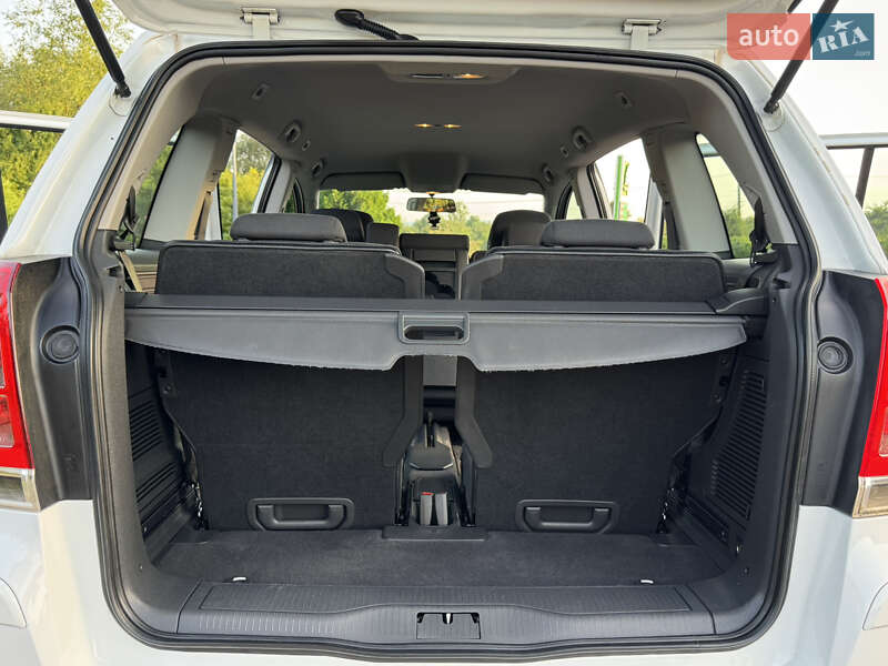 Opel Zafira 2013 Opel Zafira 2013