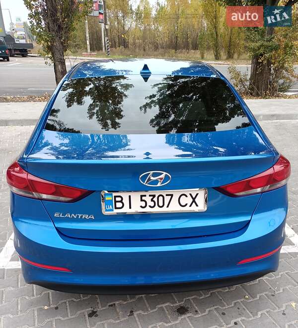 Hyundai Elantra 2016