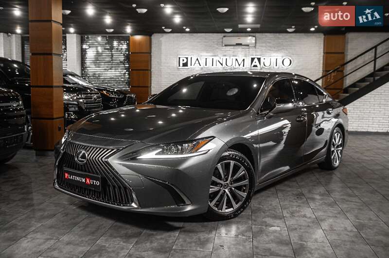 Lexus-33