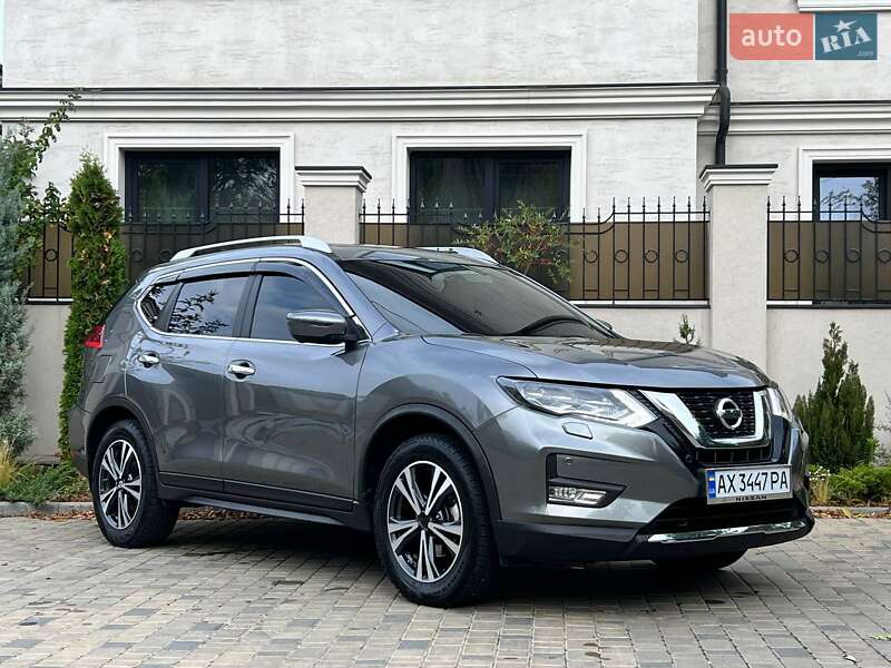Nissan-19
