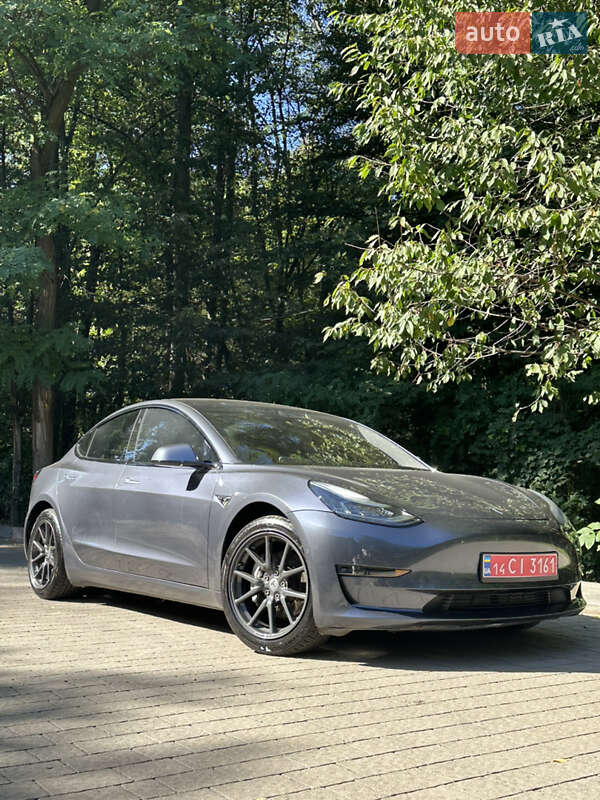 Tesla-5