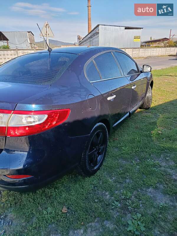 Renault Fluence 2011