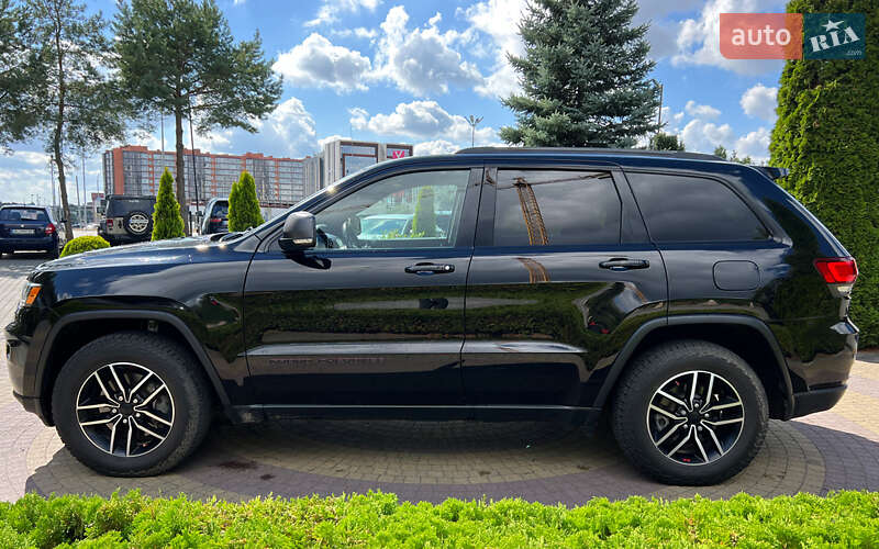Jeep Grand Cherokee 2021