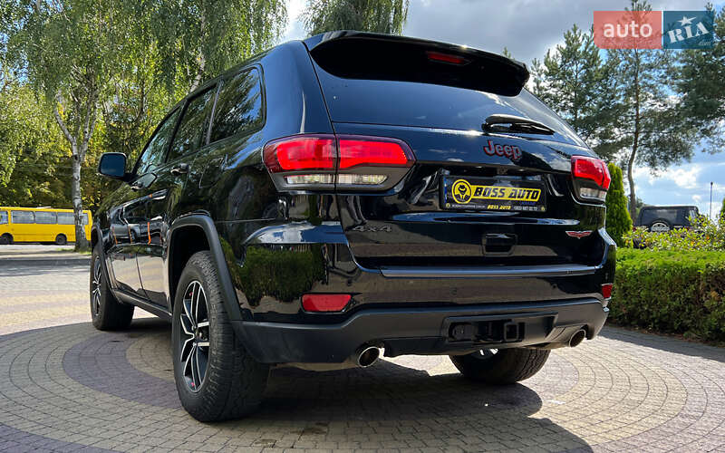 Jeep Grand Cherokee 2021