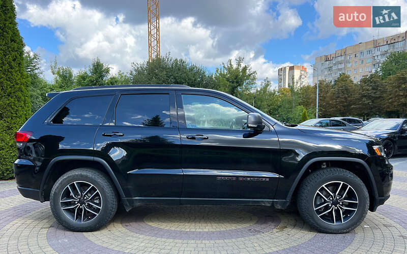 Jeep Grand Cherokee 2021