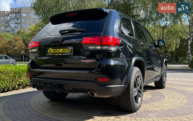 Jeep Grand Cherokee 2021