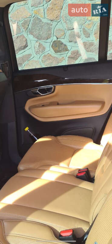 Volvo-8