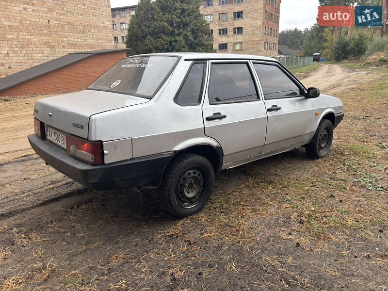 ВАЗ / Lada-4