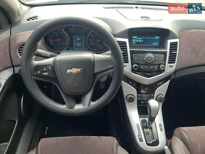 Chevrolet Cruze 2011