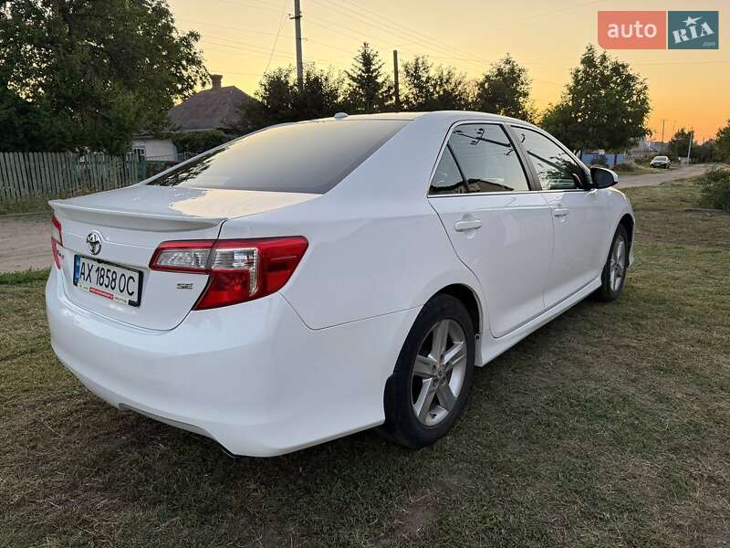 Toyota Camry 2012